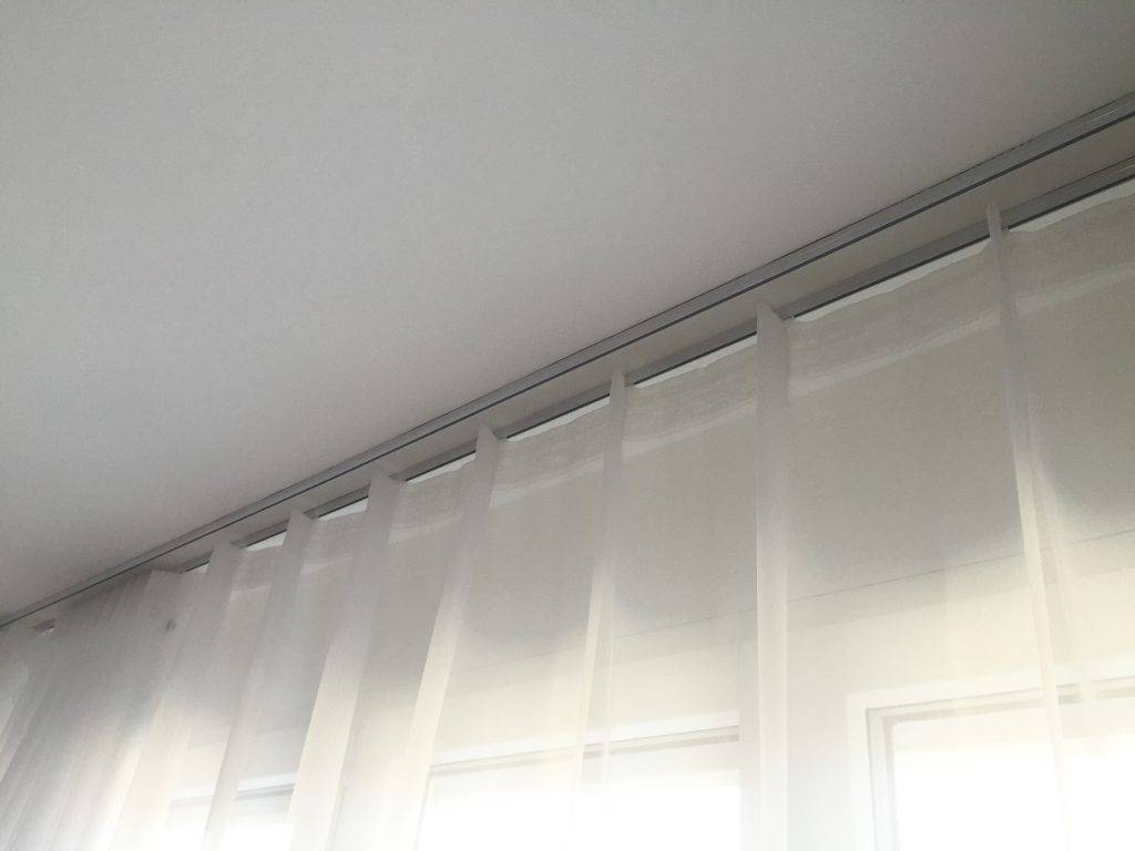 Falten modern (Vorhang mit modernen Falten)
