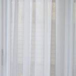 Vorhänge Fenster weiss Detailaufnahme