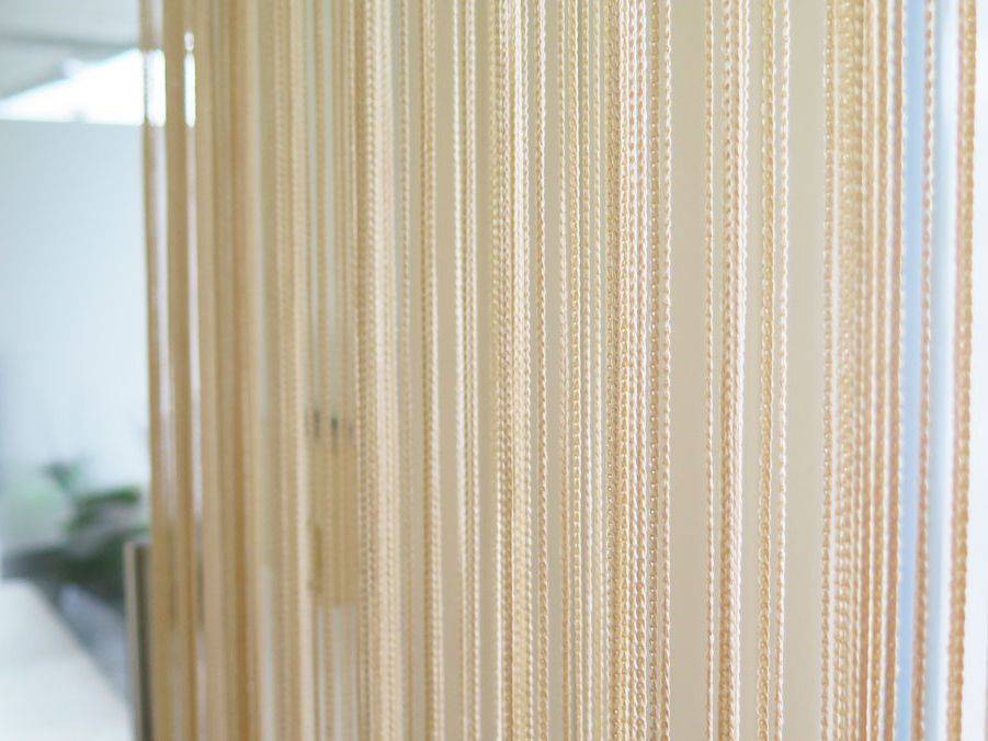 Fliegenvorhang Schweiz ORIENTA im modischen Beige