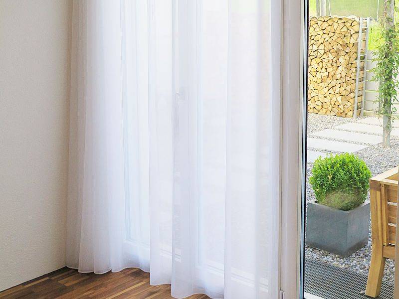 Welcher Vorhang passt zu welchem Fenster? Weisser Tagesvorhang